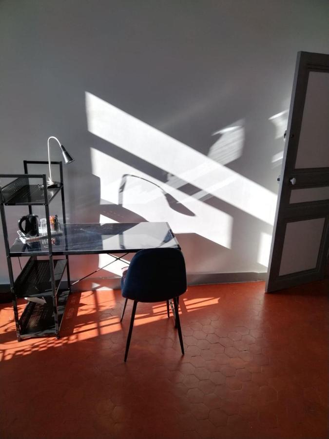 Quartier Des Createurs "La Plaine Cours Julien" Chambre Privee Dans Appartement Menage Frequent Des Parties Commune Марсель Экстерьер фото
