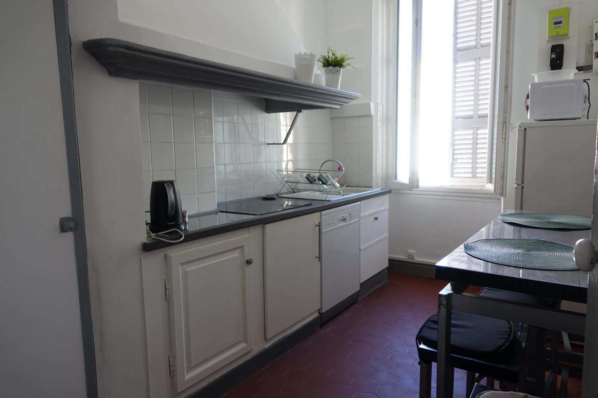 Quartier Des Createurs "La Plaine Cours Julien" Chambre Privee Dans Appartement Menage Frequent Des Parties Commune Марсель Экстерьер фото